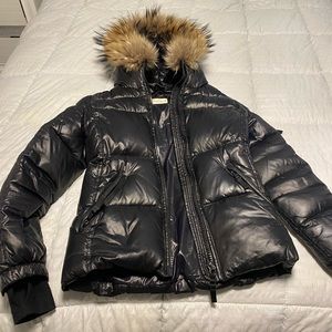 Girls SAM black puffer w fur 14